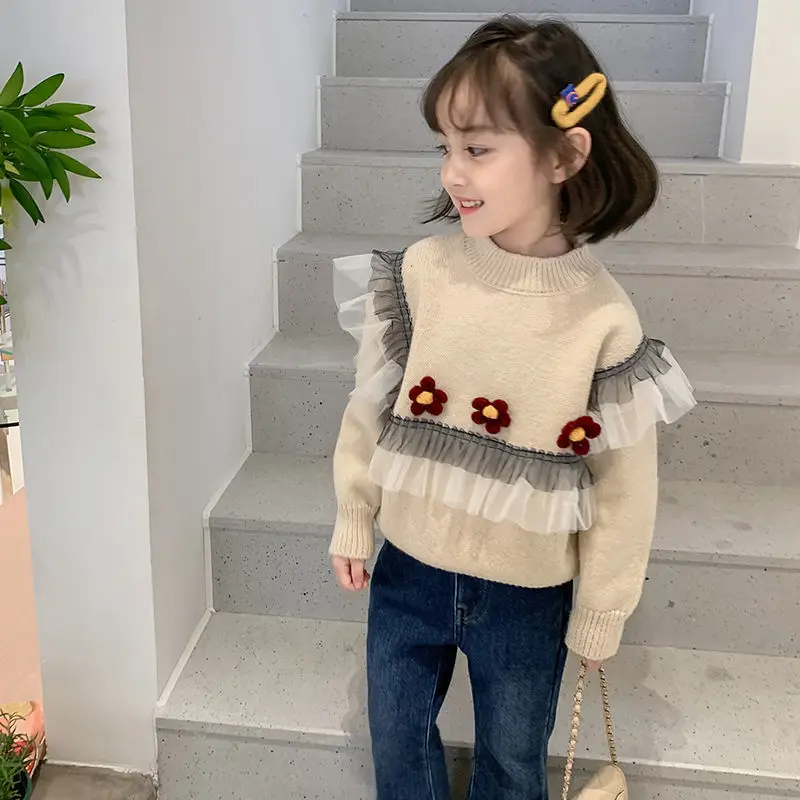 koreai gyermek kötött pulóver kislányoknak 2023 téli ruhák pulóver virágok csipke pulóverrel H37 gyermekruházat Kép 2