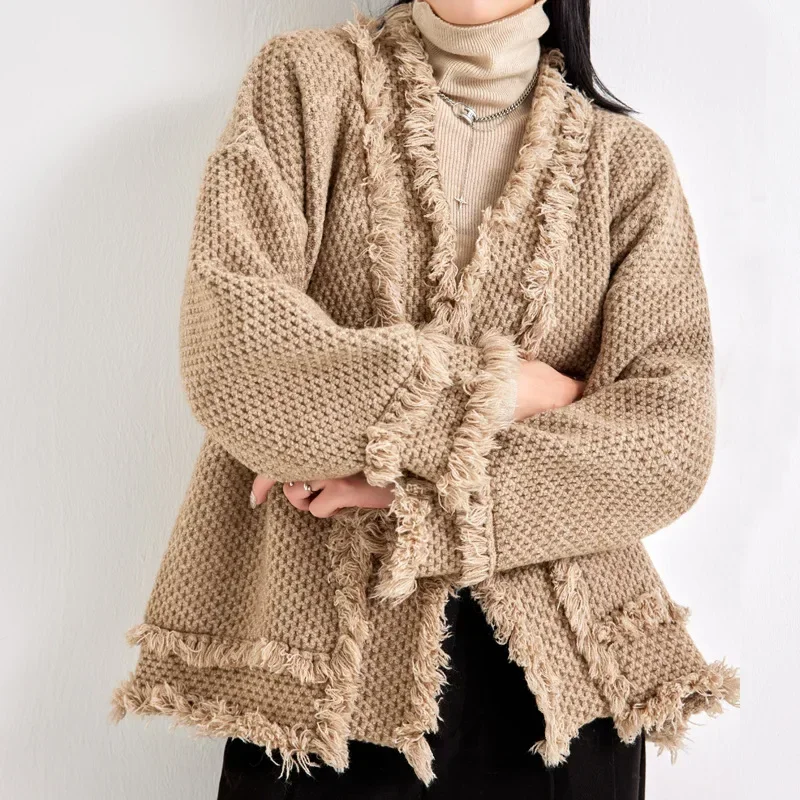 Divat V-nyakú kötött felső 2023 lusta szél női felsők laza kabátok női kötött kardigán pulóver bojt rövid pulóver kardigán Kép 3