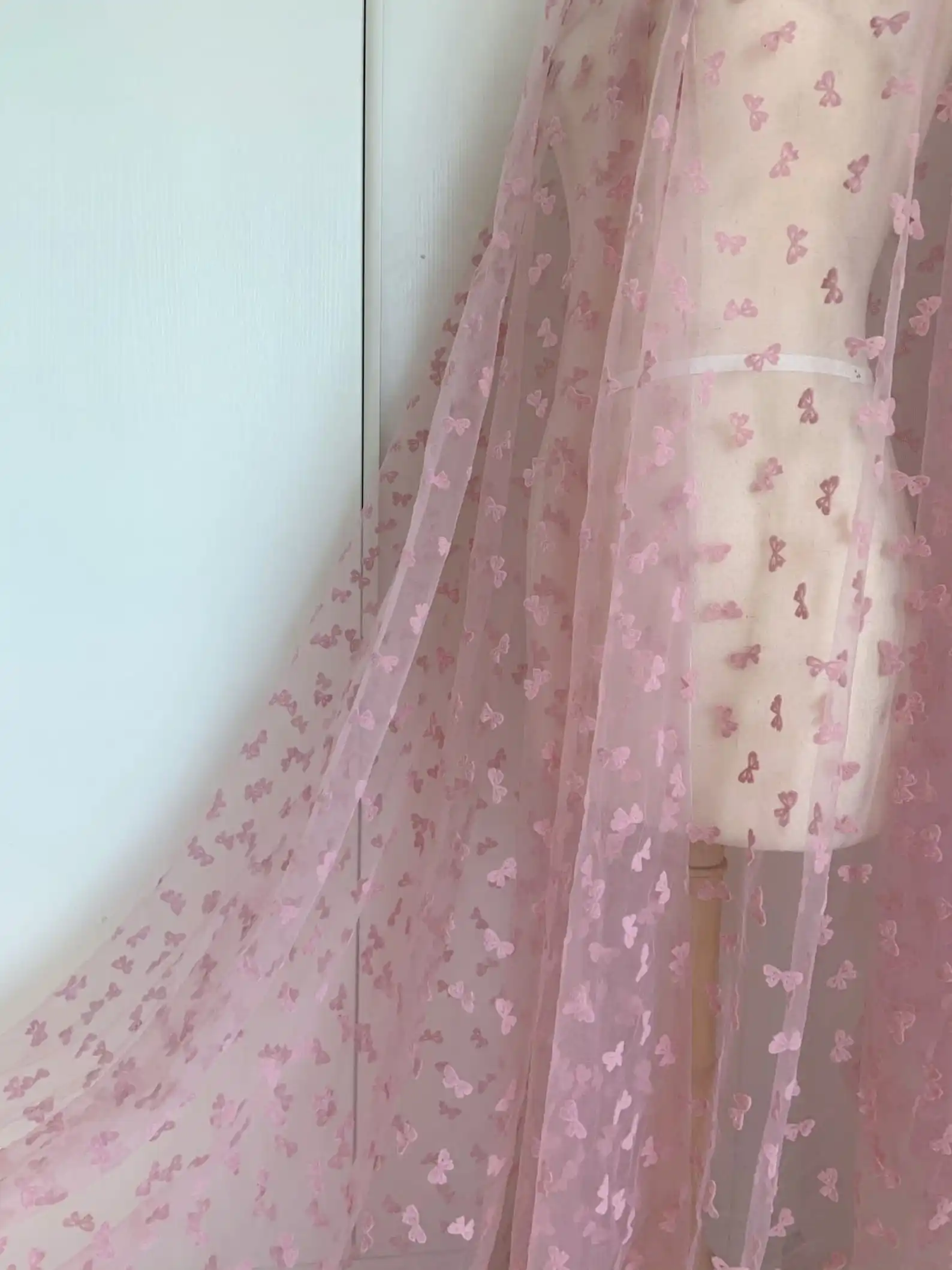 Puha tüll szövet mályvaszínű rózsaszín pelyhesítő masnikkal menyasszonyi fátyolhoz Gyermekruházat Szövet baba szoknya DIY anyagok Kép 3