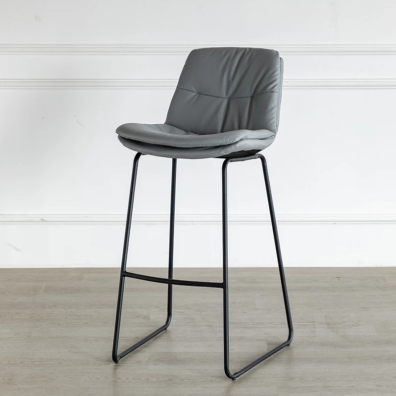 fekete Stílusos lounge bárszék Modern egyszerű hátbőr fém Nordic Chair Designer kényelmes taburete Alt bútor Kép 5